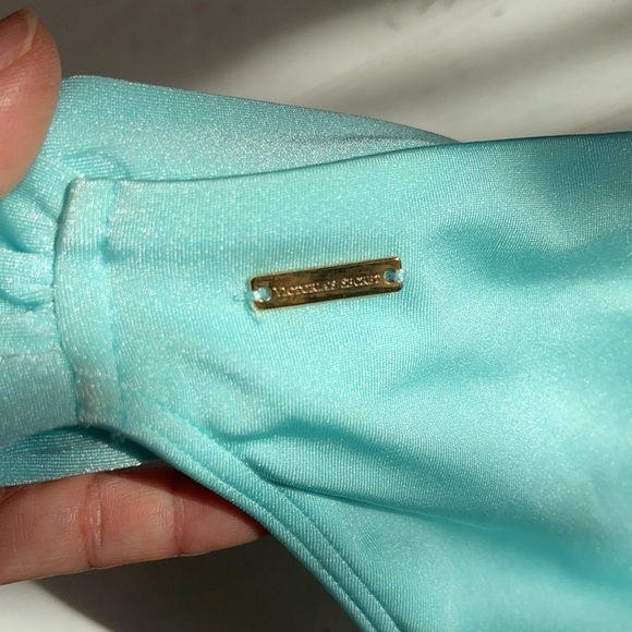 Victoria’ Secret Light Blue Bikini Bottom Sz S/P - Picture 4 of 6